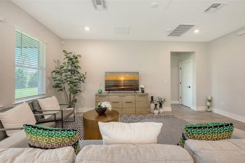 House in Nokomis, Florida 3 bedrooms, 136.19 sq.m. № 2107340 - photo 8