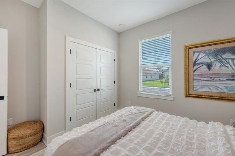 House in Nokomis, Florida 3 bedrooms, 136.19 sq.m. № 2107340 - photo 27