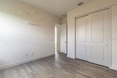 Casa en venta en Port Orange, Florida, 4 dormitorios, 317.82 m2 № 1629524 - foto 24