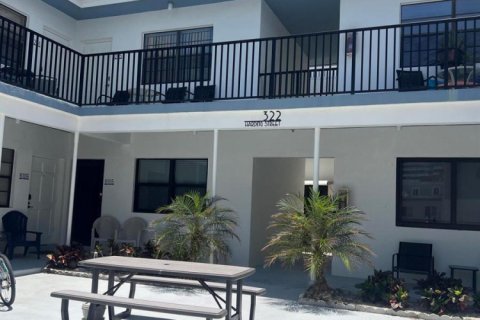 Condo in Hollywood, Florida, 3 rooms  № 2183088 - photo 6