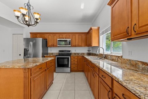 House in Oldsmar, Florida 4 bedrooms, 306.02 sq.m. № 1909854 - photo 24