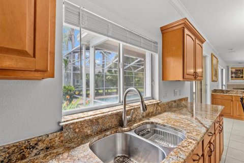 House in Oldsmar, Florida 4 bedrooms, 306.02 sq.m. № 1909854 - photo 21