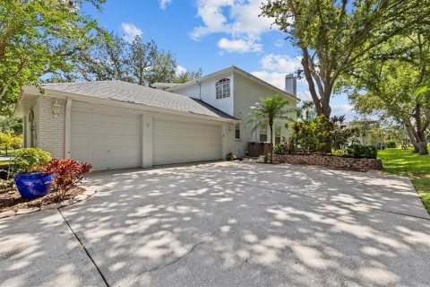 House in Oldsmar, Florida 4 bedrooms, 306.02 sq.m. № 1909854 - photo 5