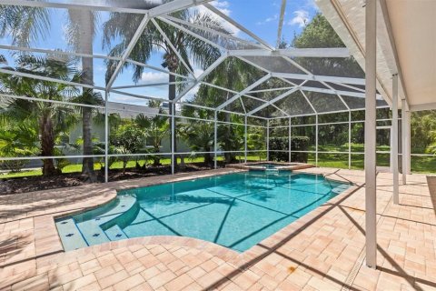 House in Oldsmar, Florida 4 bedrooms, 306.02 sq.m. № 1909854 - photo 9