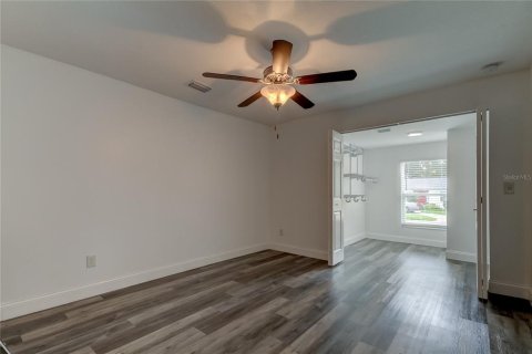 Casa en venta en Largo, Florida, 4 dormitorios, 211.26 m2 № 1360088 - foto 28