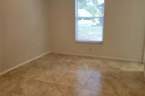 Villa ou maison à louer à Bradenton, Floride: 2 chambres, 95.88 m2 № 2421834 - photo 8