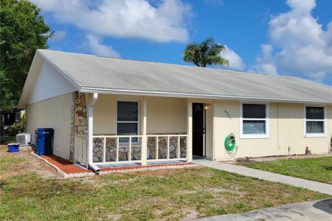 Villa ou maison à Bradenton, Floride 2 chambres, 95.88 m2 № 2421834