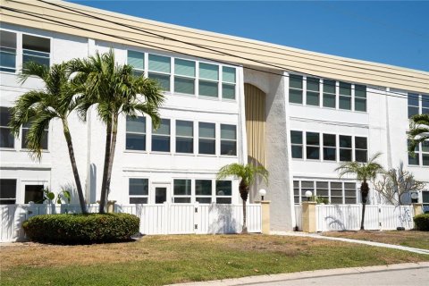 Condominio en venta en Clearwater, Florida, 2 dormitorios, 96.15 m2 № 2122479 - foto 26