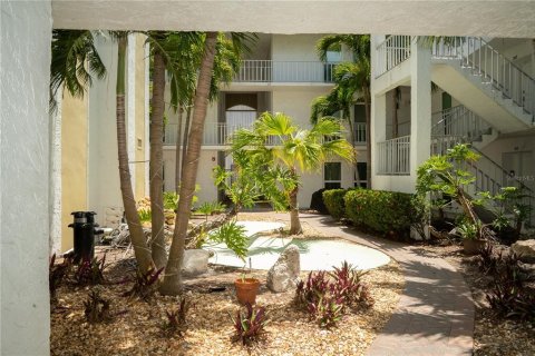 Condominio en venta en Clearwater, Florida, 2 dormitorios, 96.15 m2 № 2122479 - foto 20