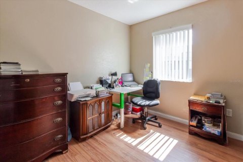Condo in Tampa, Florida, 4 bedrooms  № 1808937 - photo 26