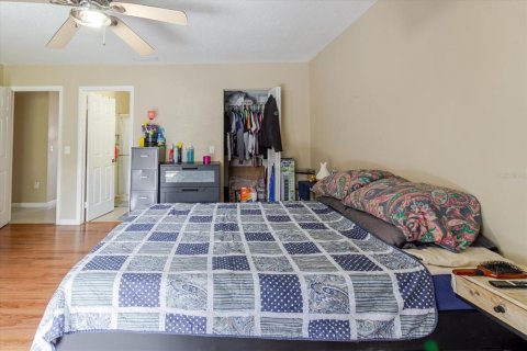 Condo in Tampa, Florida, 4 bedrooms  № 1808937 - photo 17