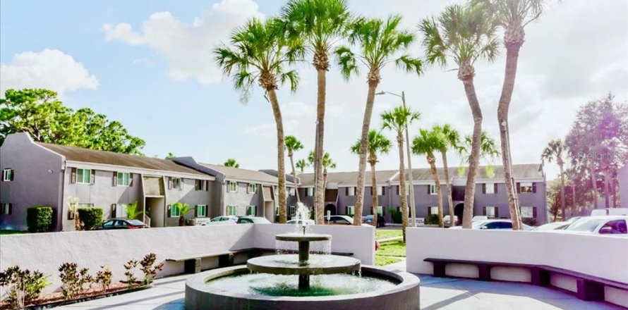 Condo in Tampa, Florida, 4 bedrooms  № 1808937