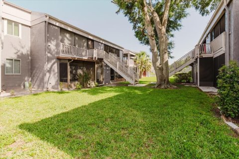 Condo in Tampa, Florida, 4 bedrooms  № 1808937 - photo 28