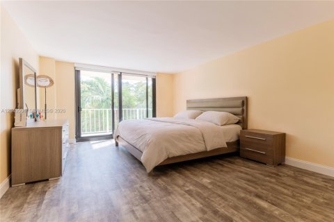 Apartment in Sunny Isles Beach, Florida 2 bedrooms, 115.2 sq.m. № 2087276 - photo 18