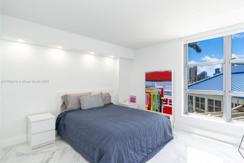 Купить кондоминиум в Авентура, Флорида 2 спальни, 125.7м2, № 1957967 - фото 29