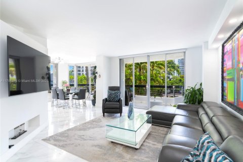 Купить кондоминиум в Авентура, Флорида 2 спальни, 125.7м2, № 1957967 - фото 4