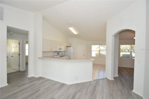 Villa ou maison à louer à Palm Coast, Floride: 3 chambres, 157.1 m2 № 2396136 - photo 8