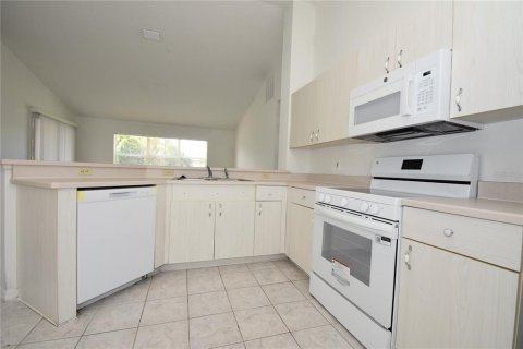 Villa ou maison à louer à Palm Coast, Floride: 3 chambres, 157.1 m2 № 2396136 - photo 11