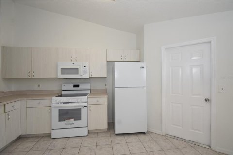 Villa ou maison à louer à Palm Coast, Floride: 3 chambres, 157.1 m2 № 2396136 - photo 10