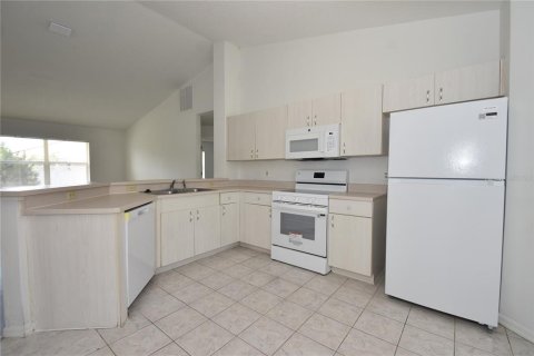 Villa ou maison à louer à Palm Coast, Floride: 3 chambres, 157.1 m2 № 2396136 - photo 9