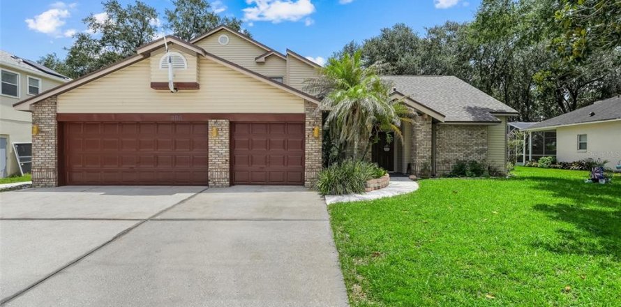 House in Ocoee, Florida 4 bedrooms, 278.71 sq.m. № 2230534