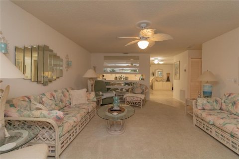 Copropriété à louer à Bradenton, Floride: 2 chambres, 147.9 m2 № 755104 - photo 4