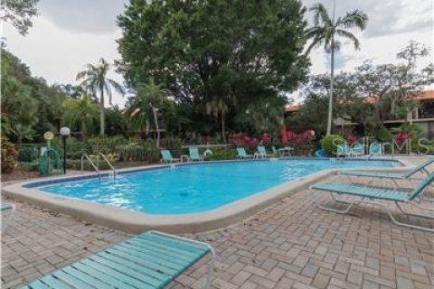 Copropriété à louer à Bradenton, Floride: 2 chambres, 147.9 m2 № 755104 - photo 3