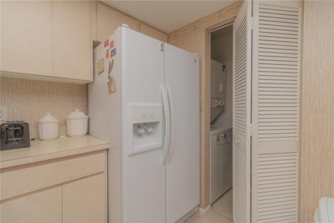 Copropriété à louer à Bradenton, Floride: 2 chambres, 147.9 m2 № 755104 - photo 11