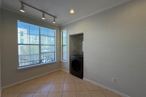 Copropriété à vendre à Orlando, Floride: 1 chambre, 59.92 m2 № 2156362 - photo 9