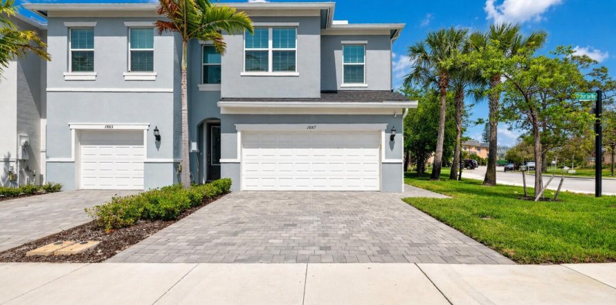Adosado en Stuart, Florida 3 dormitorios, 149.11 m2 № 2261759
