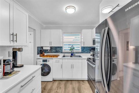 Copropriété à vendre à Oakland Park, Floride: 2 chambres, 92.9 m2 № 1801056 - photo 4