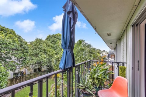 Copropriété à vendre à Oakland Park, Floride: 2 chambres, 92.9 m2 № 1801056 - photo 20