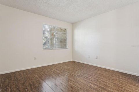 Condo in Palm Harbor, Florida, 2 bedrooms  № 2097485 - photo 14