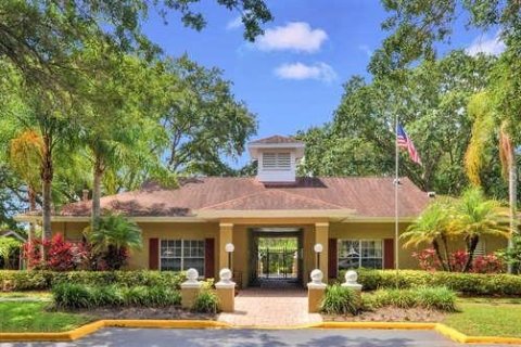 Condo in Palm Harbor, Florida, 2 bedrooms  № 2097485 - photo 20