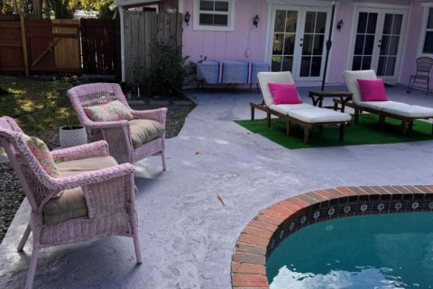 House in Haverhill, Florida 4 bedrooms, 198.44 sq.m. № 2146624 - photo 3