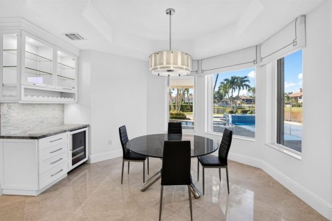 Villa ou maison à louer à Delray Beach, Floride: 6 chambres, 521.92 m2 № 2417989 - photo 29