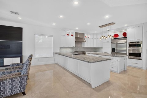 Villa ou maison à louer à Delray Beach, Floride: 6 chambres, 521.92 m2 № 2417989 - photo 27