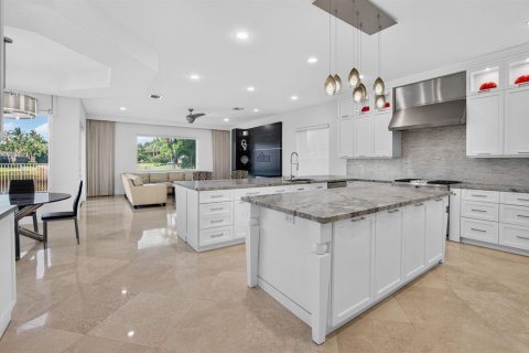 Villa ou maison à louer à Delray Beach, Floride: 6 chambres, 521.92 m2 № 2417989 - photo 21