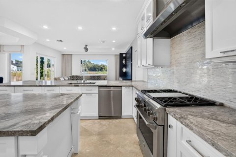 Villa ou maison à louer à Delray Beach, Floride: 6 chambres, 521.92 m2 № 2417989 - photo 25