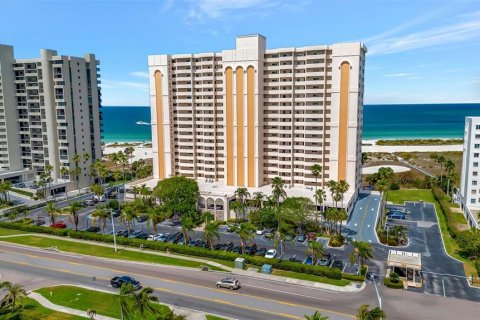 Condominio en alquiler en Clearwater, Florida, 2 dormitorios, 101.64 m2 № 1898847 - foto 2