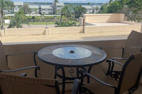 Condominio en alquiler en Clearwater, Florida, 2 dormitorios, 101.64 m2 № 1898847 - foto 3