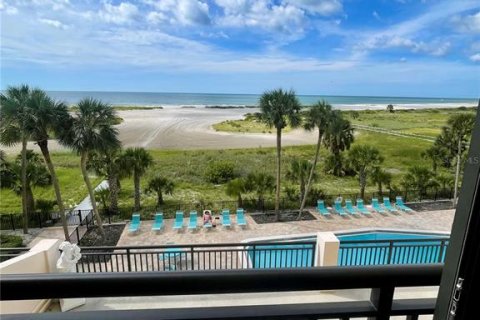 Condominio en alquiler en Clearwater, Florida, 2 dormitorios, 101.64 m2 № 1898847 - foto 1