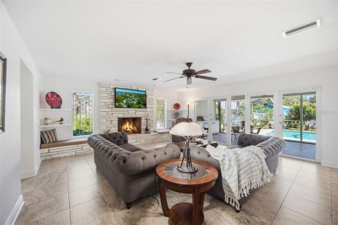 Villa ou maison à vendre à Largo, Floride: 4 chambres, 339.37 m2 № 2418706 - photo 12