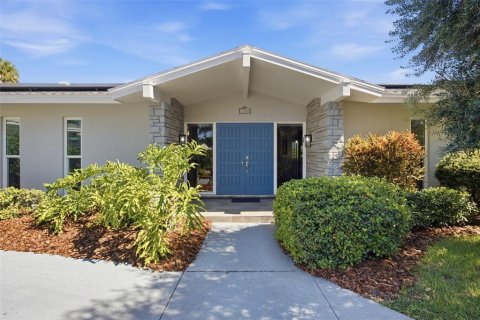 Villa ou maison à Largo, Floride 4 chambres, 339.37 m2 № 2418706