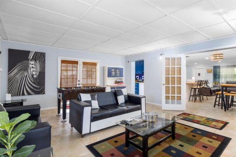 Casa en venta en West Palm Beach, Florida, 4 dormitorios, 130.34 m2 № 2247980 - foto 15