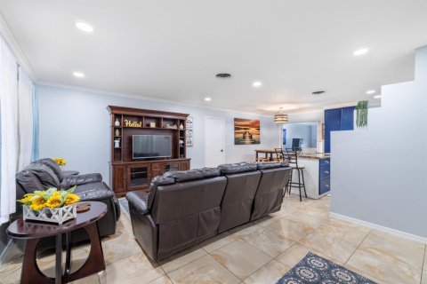 Casa en venta en West Palm Beach, Florida, 4 dormitorios, 130.34 m2 № 2247980 - foto 20