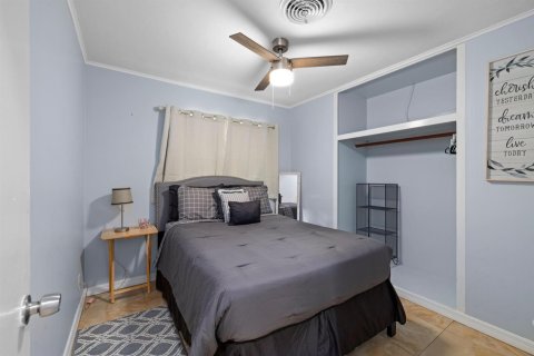 Casa en venta en West Palm Beach, Florida, 4 dormitorios, 130.34 m2 № 2247980 - foto 8