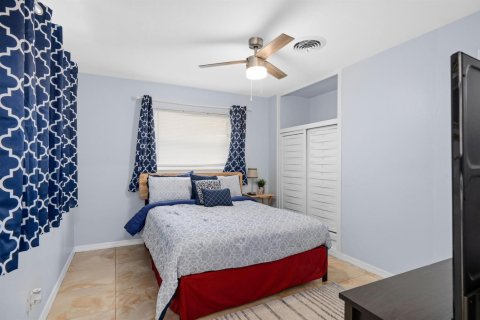 Casa en venta en West Palm Beach, Florida, 4 dormitorios, 130.34 m2 № 2247980 - foto 10