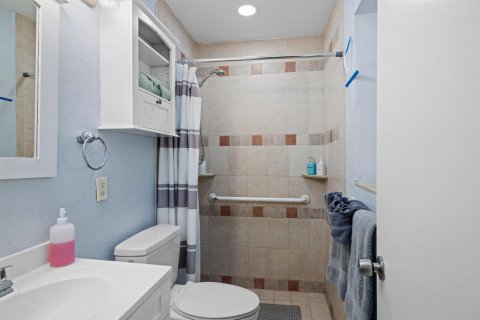 Casa en venta en West Palm Beach, Florida, 4 dormitorios, 130.34 m2 № 2247980 - foto 11