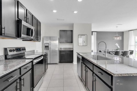 Casa en alquiler en Wesley Chapel, Florida, 4 dormitorios, 209.96 m2 № 1852740 - foto 13